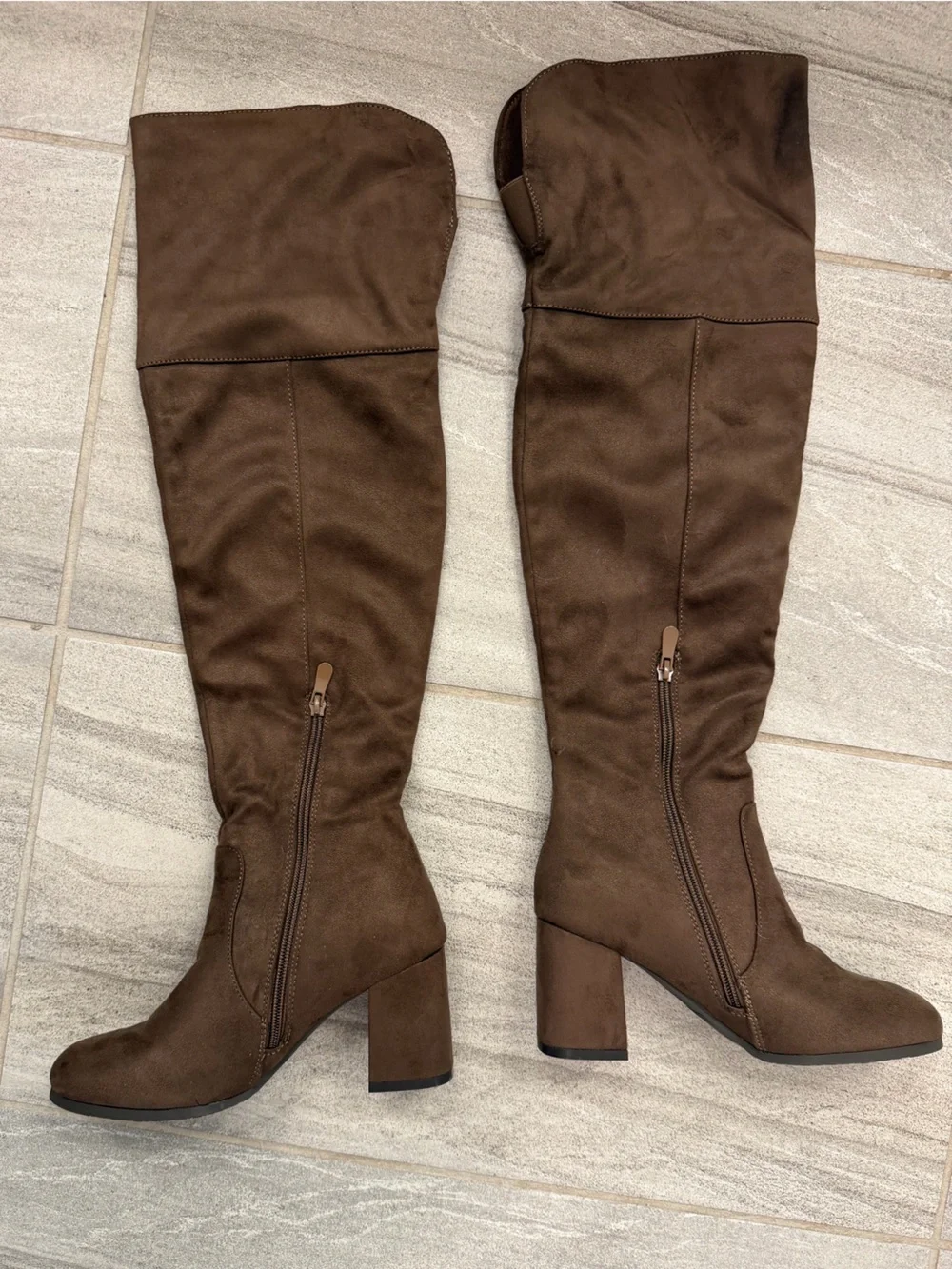 Women's Over-the-Knee Suede Boot - NEW SIZE 7